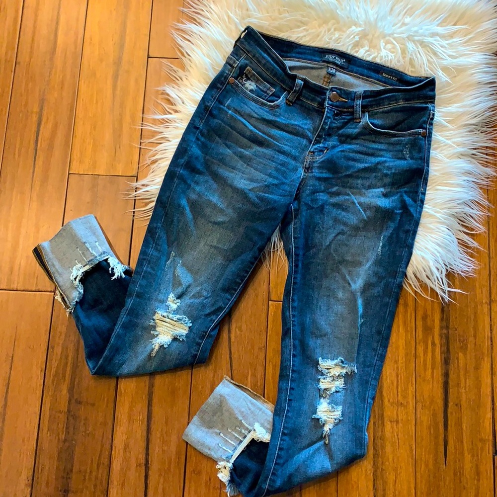 Judy Blue Women’s Skinny Fit Ripped Jeans Size 7/28